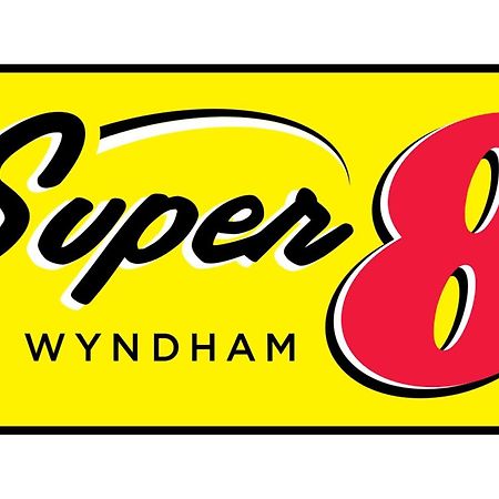 Super 8 By Wyndham Chisago City Екстер'єр фото
